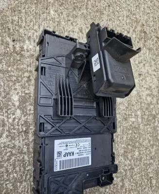 Ford Explorer VI Comfort/convenience module LU5T15604KAAP LB5T14F642BA LU5T15604