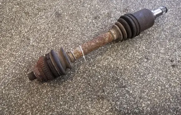 Front driveshaft