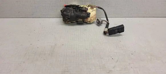 Chrysler Town u0026 Country IV Loading door lock 