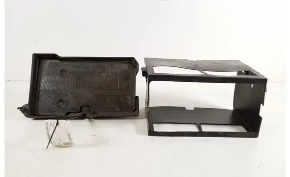 Battery bracket