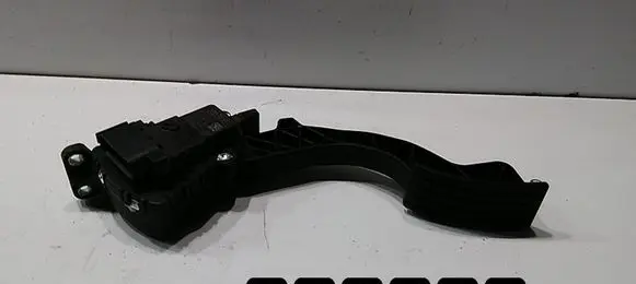 Mazda 3 I Accelerator throttle pedal 4M519F836AH