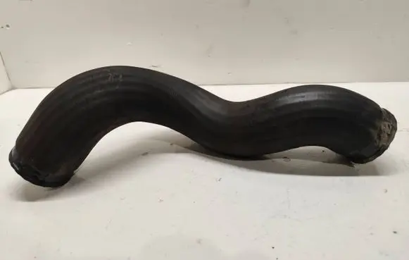 Volvo XC90 Intercooler hose/pipe 30766440 P9097