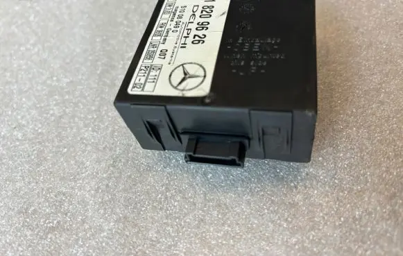 Mercedes-Benz E W211 Alarm control unit/module A2118209626 510080490 2118209626