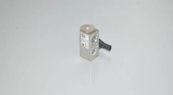 BMW i3 Air conditioning (A/C) expansion valve 9287283 64119287283 64116845414