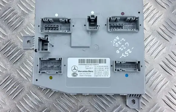 Mercedes-Benz C W205 SAM control unit A2059006822 A2059013904 A2229021112