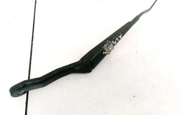 Peugeot 206 Front wiper blade arm 4282