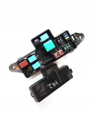 Toyota MR2 (W30) III Relay mounting block 