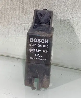 Dodge Caliber Glow plug pre-heat relay 0281003040