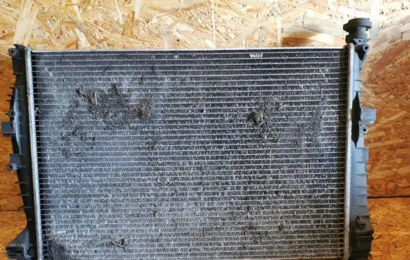 Coolant radiator