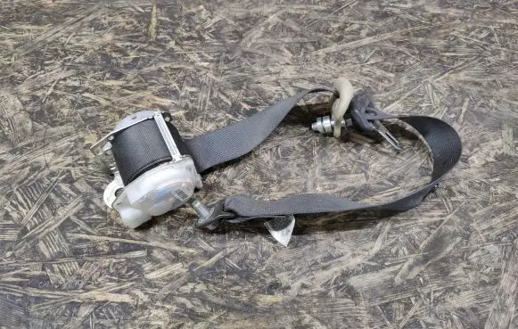 Nissan Tiida C11 Rear seatbelt 2029928AB