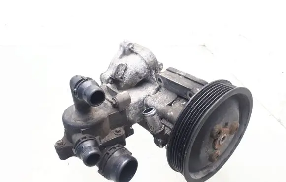 BMW 3 E90 E91 Power steering pump 6769598 7500335 7506576