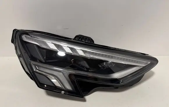 Audi A3 8Y Headlight/headlamp 8V0941034 90193988
