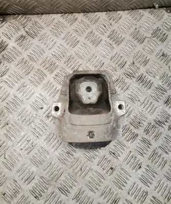 Audi A5 8T 8F Engine mount bracket 8r0199381