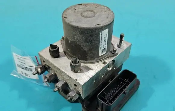 Tesla Model 3 ABS Pump 1103541-00-A IMPRK1438189
