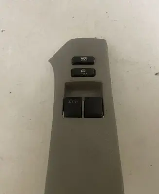 Toyota Yaris Electric window control switch 742320D110