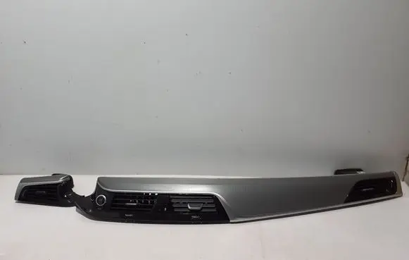 BMW 5 G30 G31 G38 Panel trim 8070620