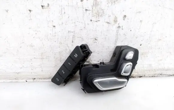 Mercedes-Benz A W176 Seat memory switch A2469054901