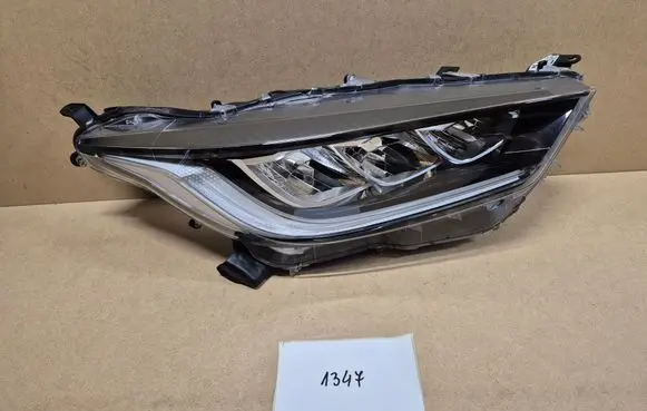 Toyota Yaris XP210 Headlight/headlamp K08