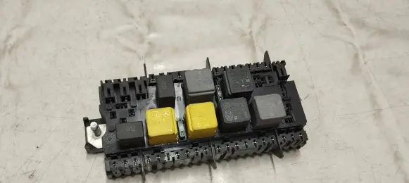 Mercedes-Benz GLE (W166 - C292) Fuse module A1669068201