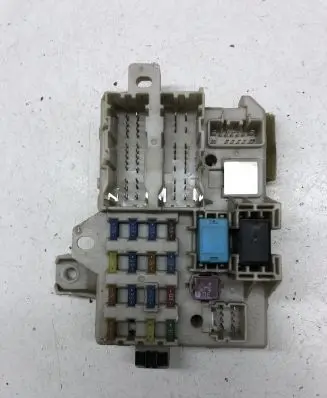 Mazda 6 Fuse module