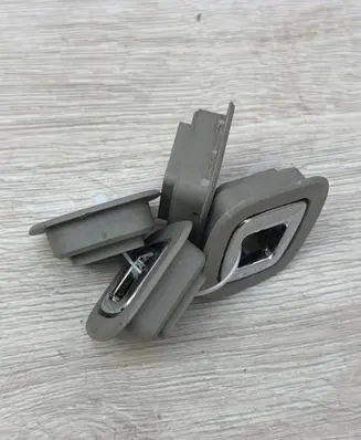Citroen C5 Tie down hook / loop 9783726377 9681943777