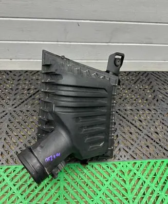 BMW X1 F48 F49 Air filter box 8513916 12278011 8513944