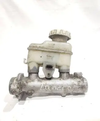 Mitsubishi Lancer Master brake cylinder