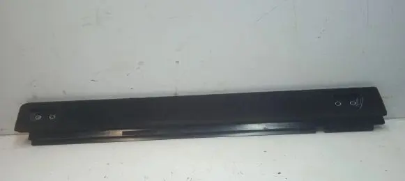 Maserati Levante Other trunk/boot trim element 6700611900