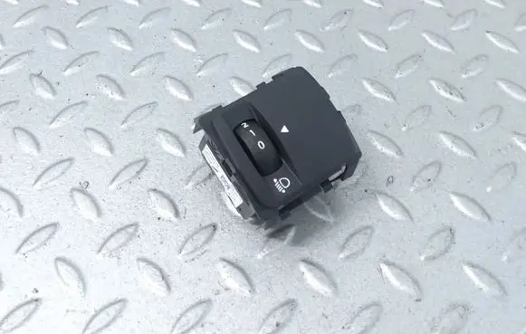 Dacia Sandero III Headlight level height control switch 251902972R