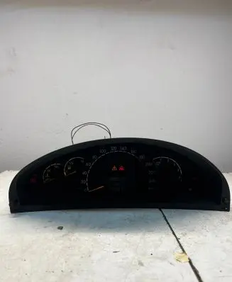 Mercedes-Benz S W220 Speedometer (instrument cluster) A2205401147