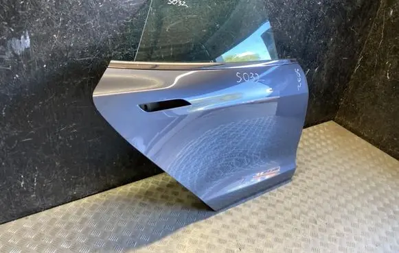 Rear door
