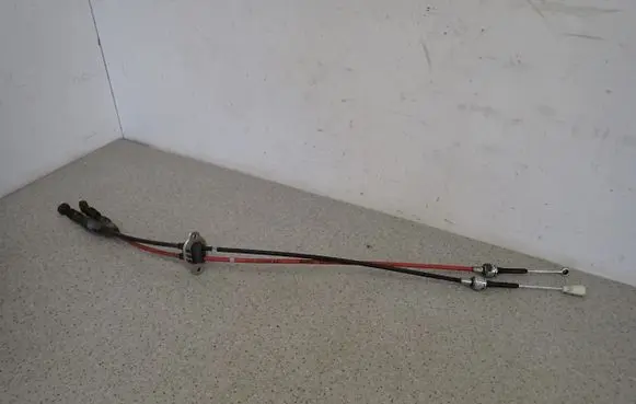 Chevrolet Aveo Gear shift cable linkage 
