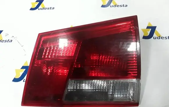 Opel Vectra C Tailgate rear/tail lights 24469464