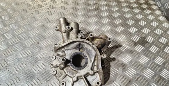 Peugeot 607 Oil pump 9653395680