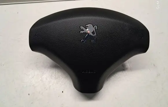 Steering wheel airbag