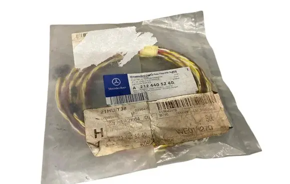 Mercedes-Benz E W212 Camera wiring loom A2124405240 2124405240