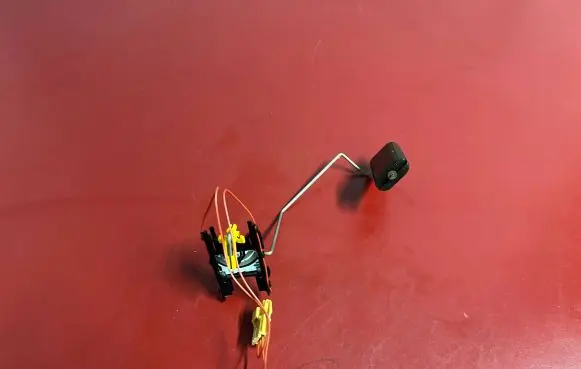 BMW 5 E60 E61 Fuel level sensor 