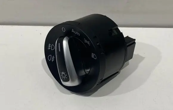 Volkswagen PASSAT B7 Light switch 3C8941431A 0243