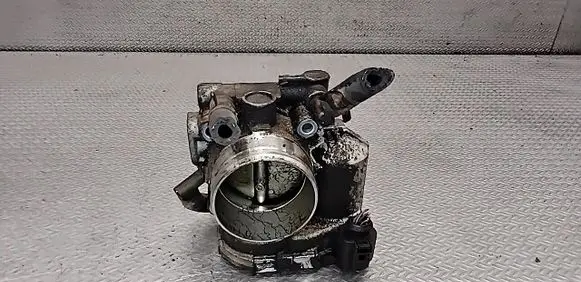 Volkswagen Bora Throttle valve 0280750061 06A133062Q
