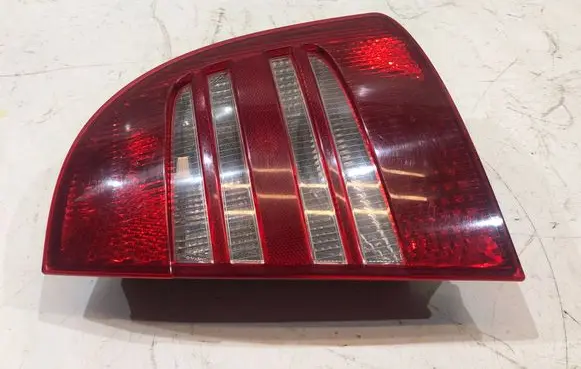Skoda Superb B5 (3U) Rear/tail lights 3U5945112