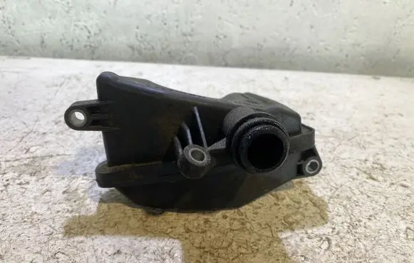 Intake resonator