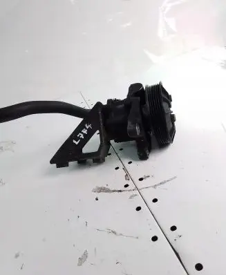 BMW 3 E90 E91 Power steering pump 4042171