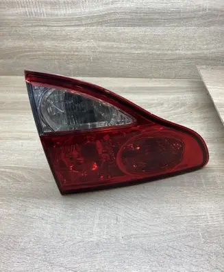 Toyota Avensis Verso Rear/tail lights 