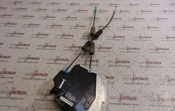 Lexus IS 220D-250-350 Rear door lock
