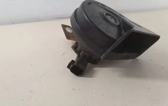 Volvo S80 Horn signal 30678338