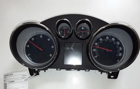 Opel Zafira C Speedometer (instrument cluster) 13460585