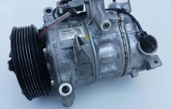 Infiniti Q50 Air conditioning (A/C) compressor (pump) 92600-5CA2A