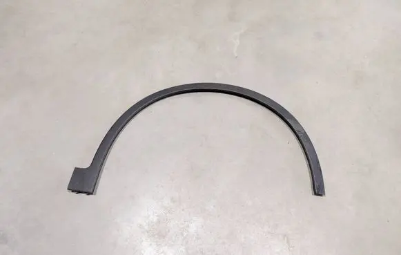 Polestar 2 Front arch trim 31672602