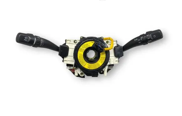 Wiper turn signal indicator stalk/switch
