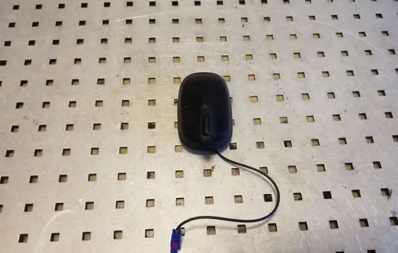 Volkswagen PASSAT B7 Aerial GPS antenna 3C0035507AA
